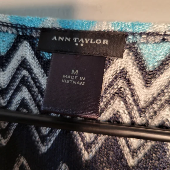 Ann Taylor Open Front Cardigan Blue Chevron Knit Sweater Women’s M Boho - Picture 3 of 5